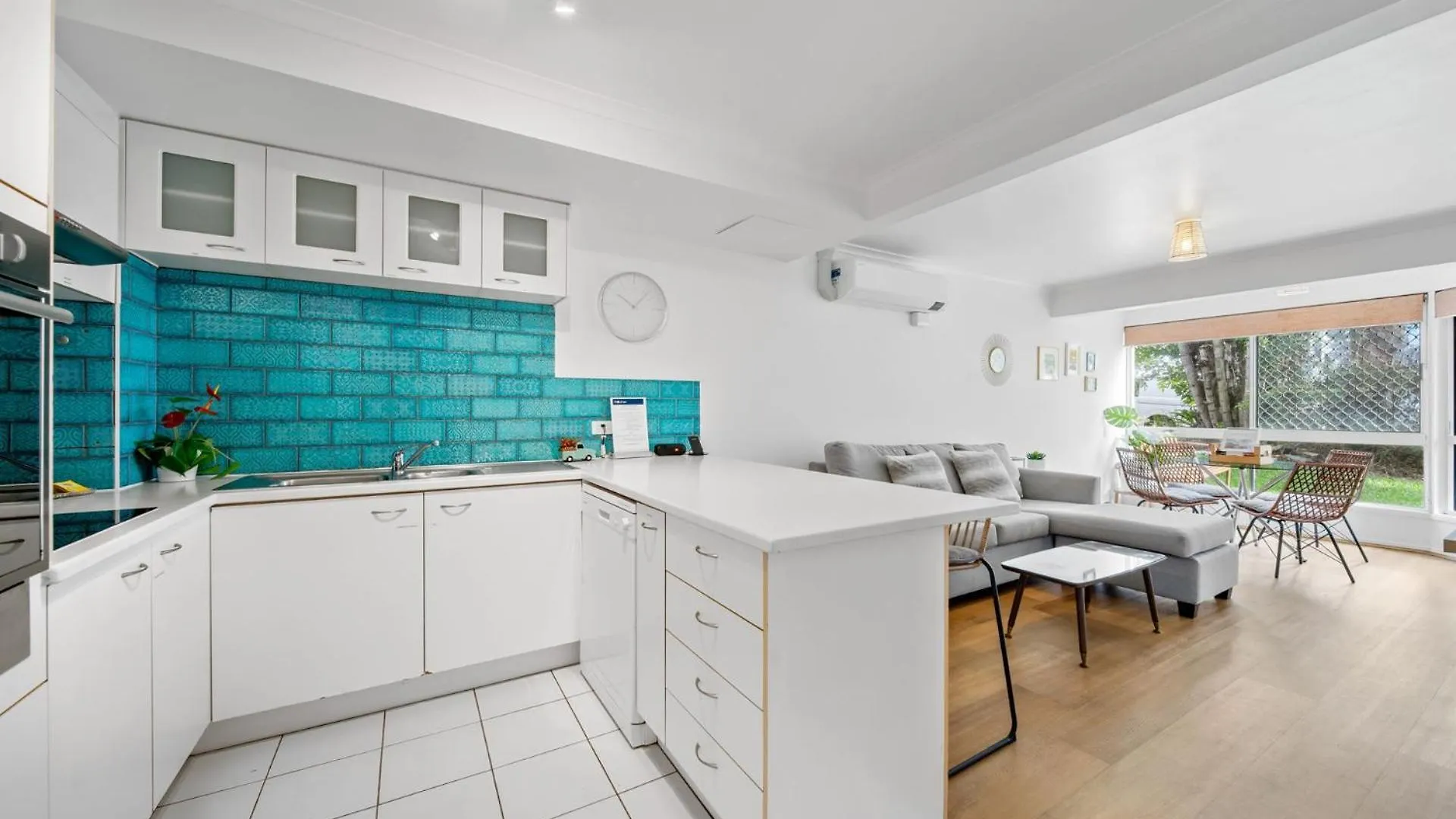 Unit 2 Coolum Terraces Daire Coolum Beach 0*,  Avustralya